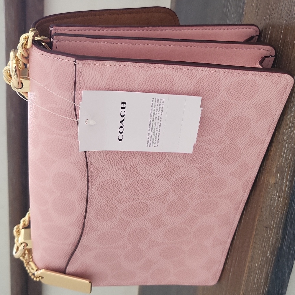 New! Limited Edition Coach Pink Klare Crossbody In Signature Canvas - Picture 8 of 11
